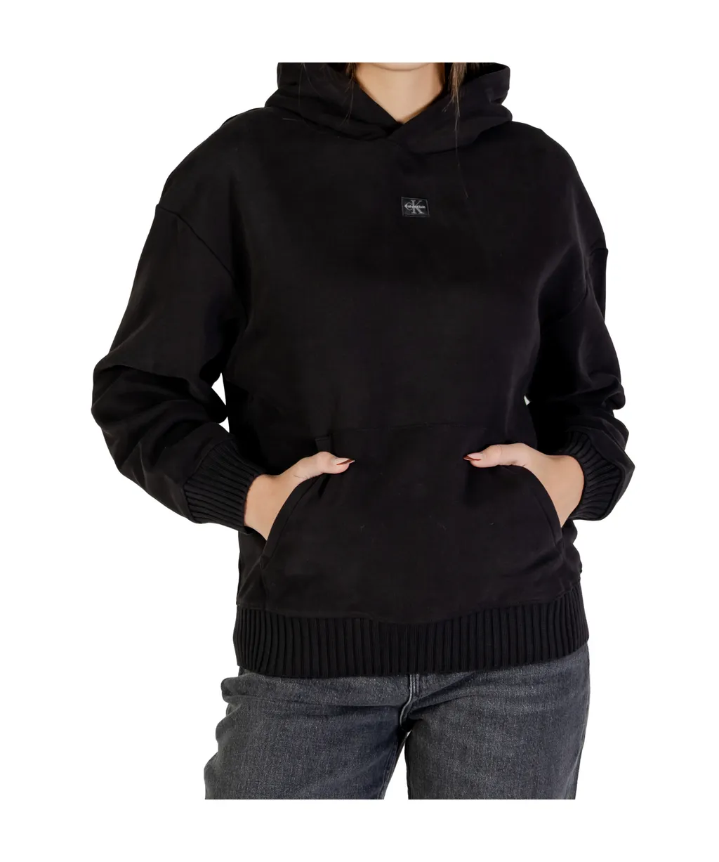 Long-Sleeved Sweatshirt