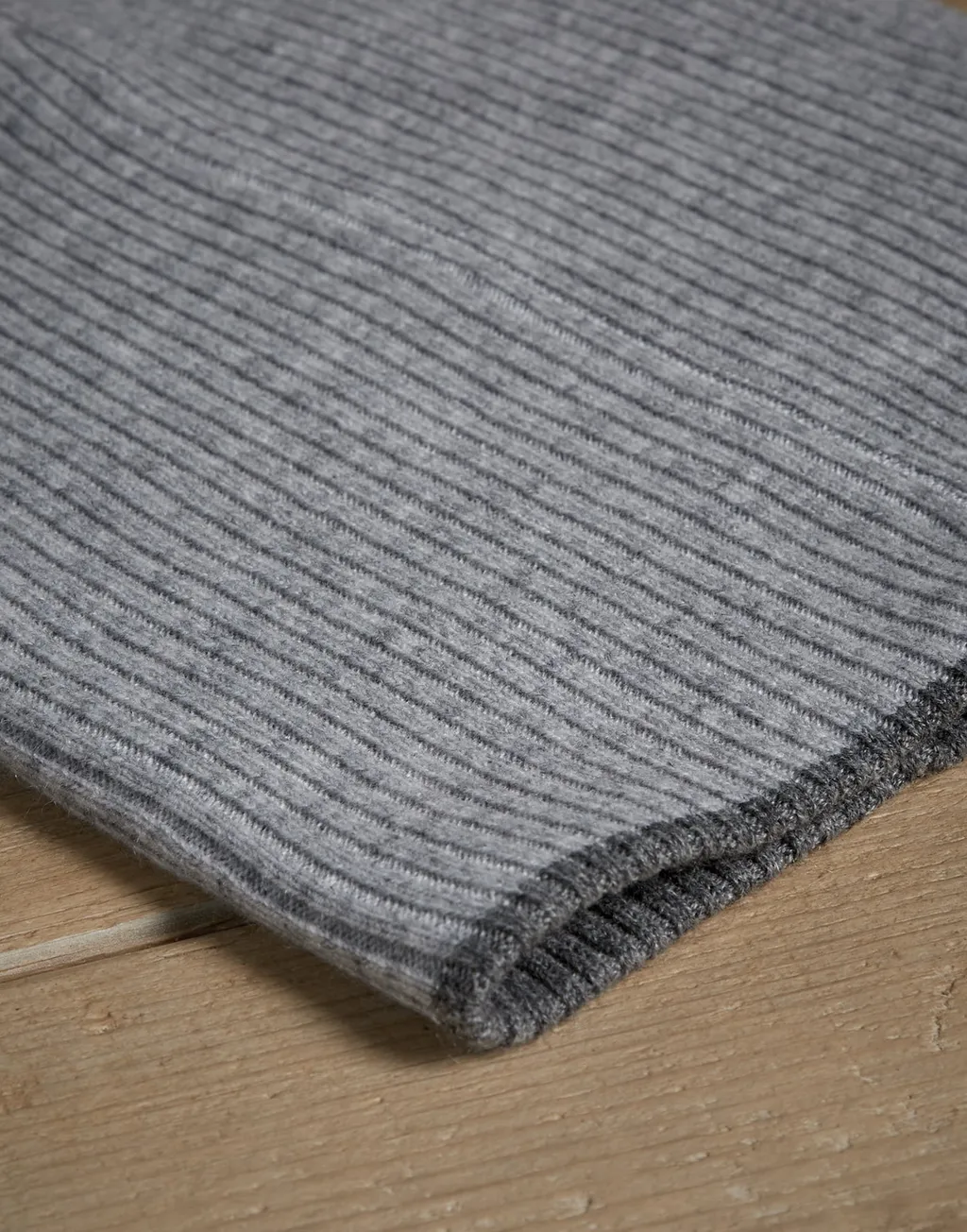 Contrast-Trimmed Knitted Beanie