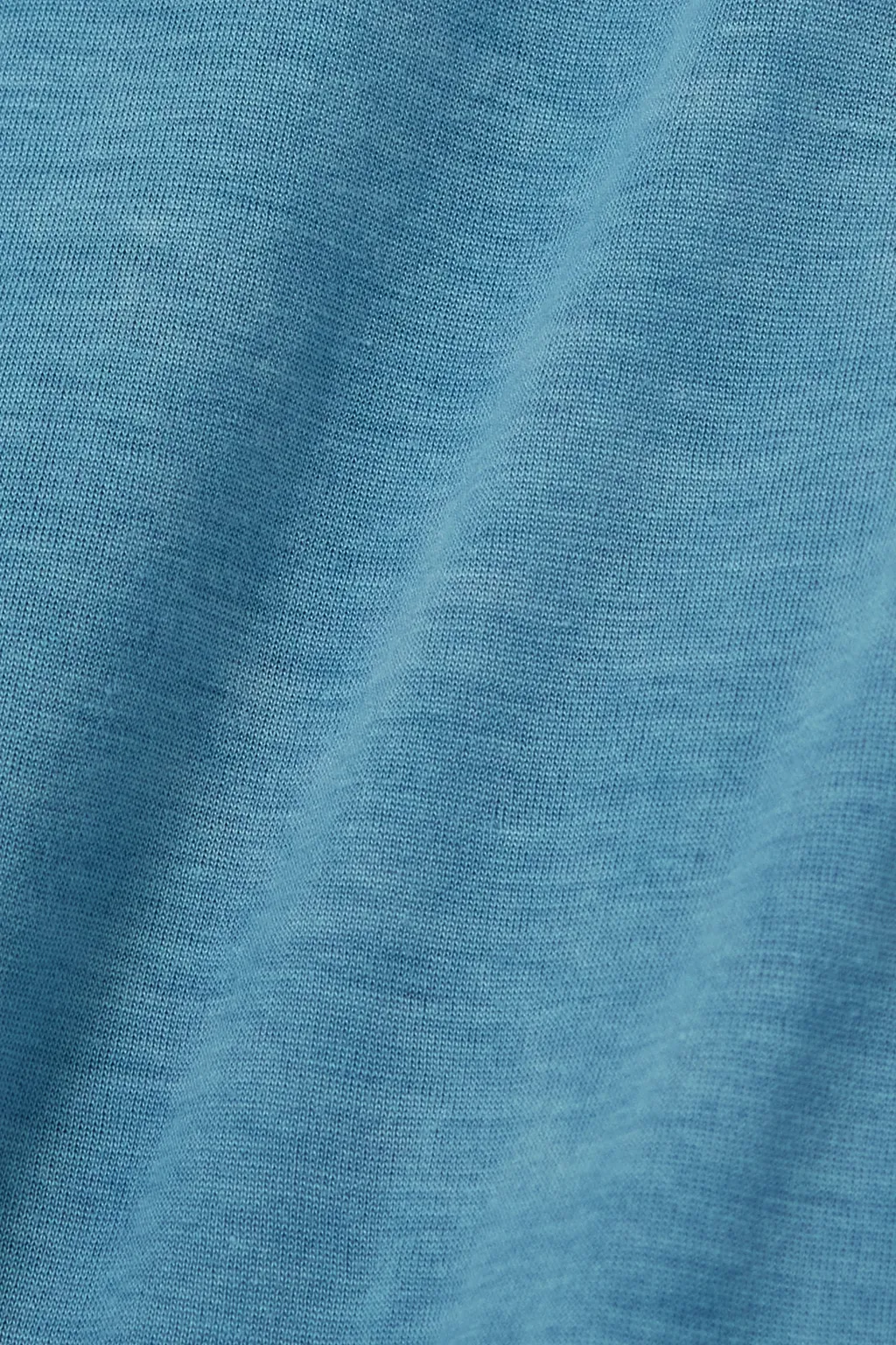 Round Neck Long-Sleeved T-Shirt