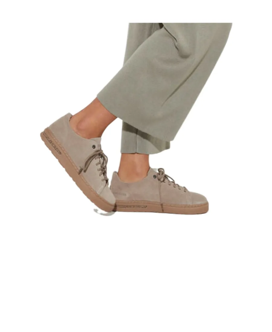 Bend Low Decon Sneakers