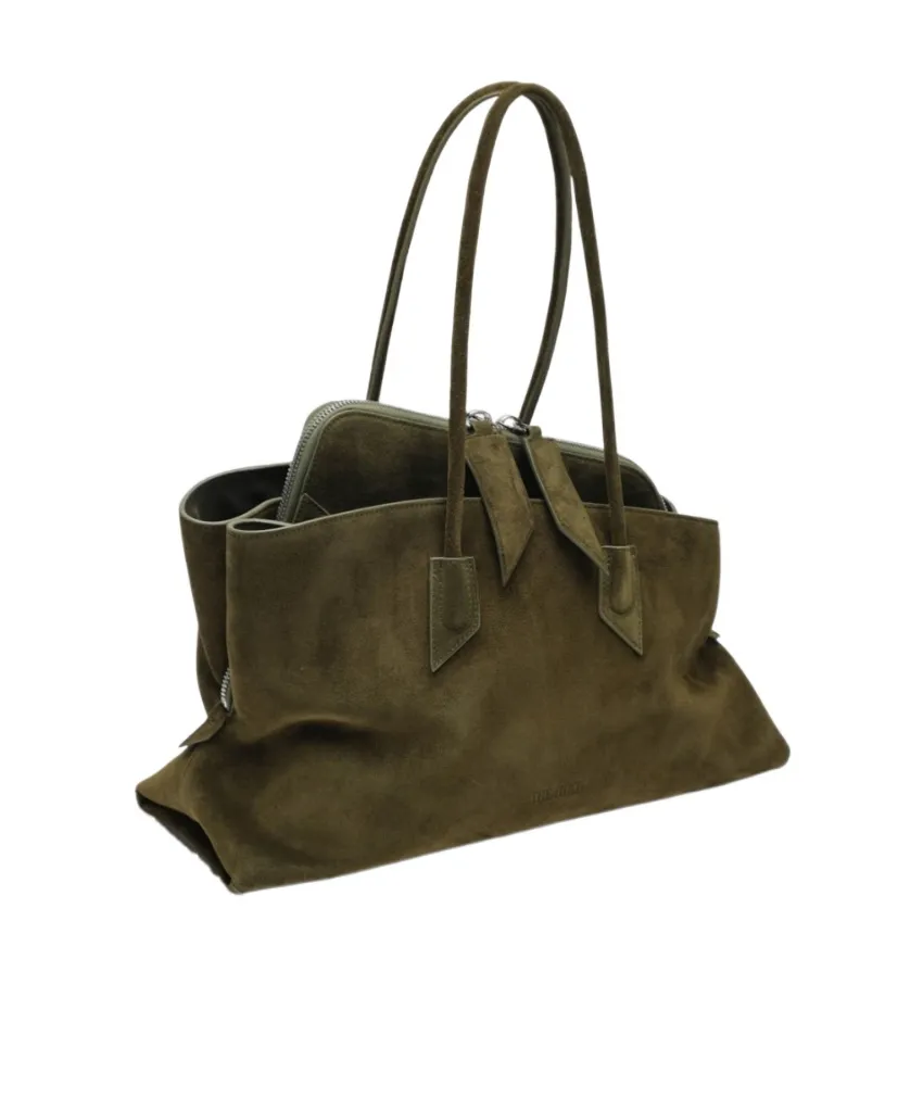 La Passeggiata Medium Shoulder Bag