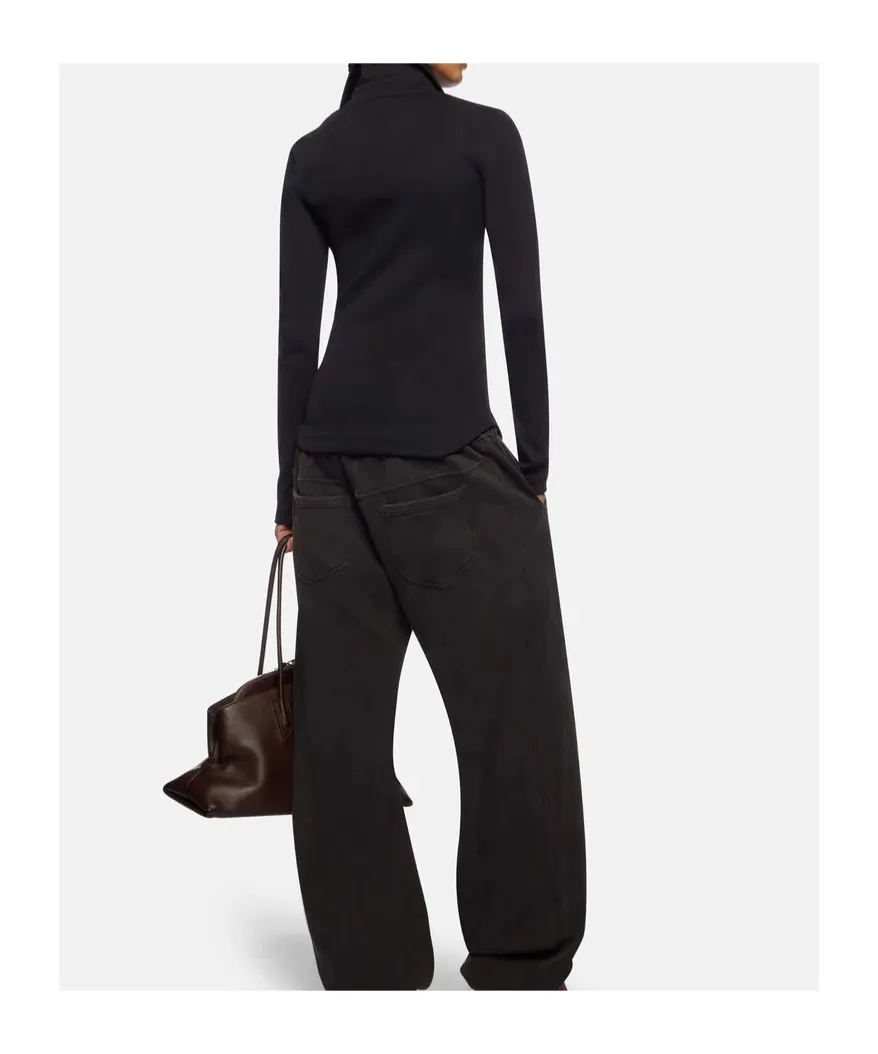 Long-Sleeved Ribbed Top