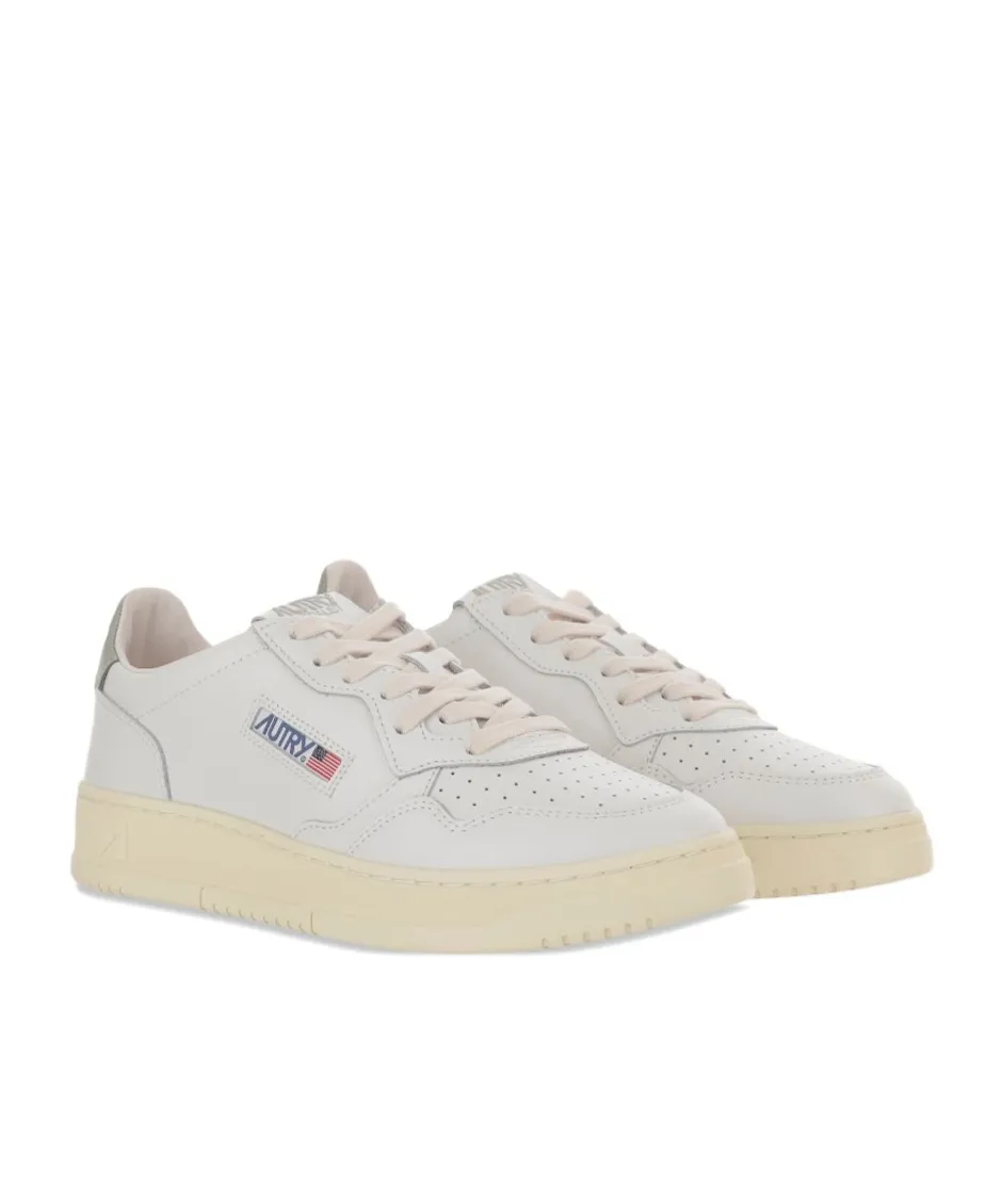 Medalist Low Sneakers