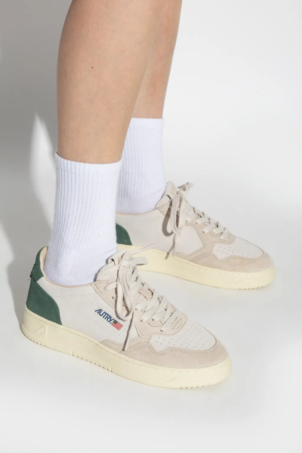 Medalist Low-Top Sneakers