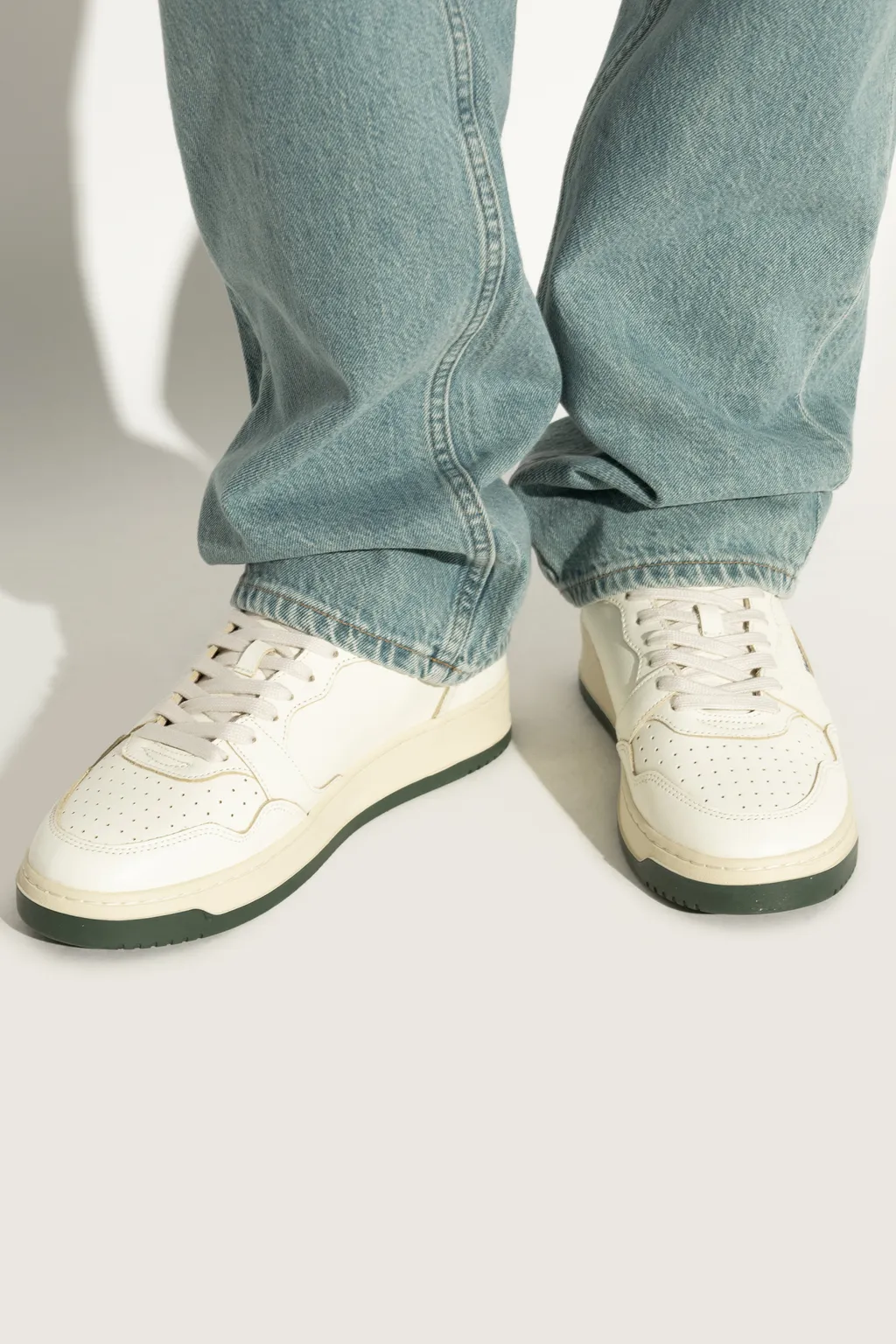 Med-Way Mid Sneakers