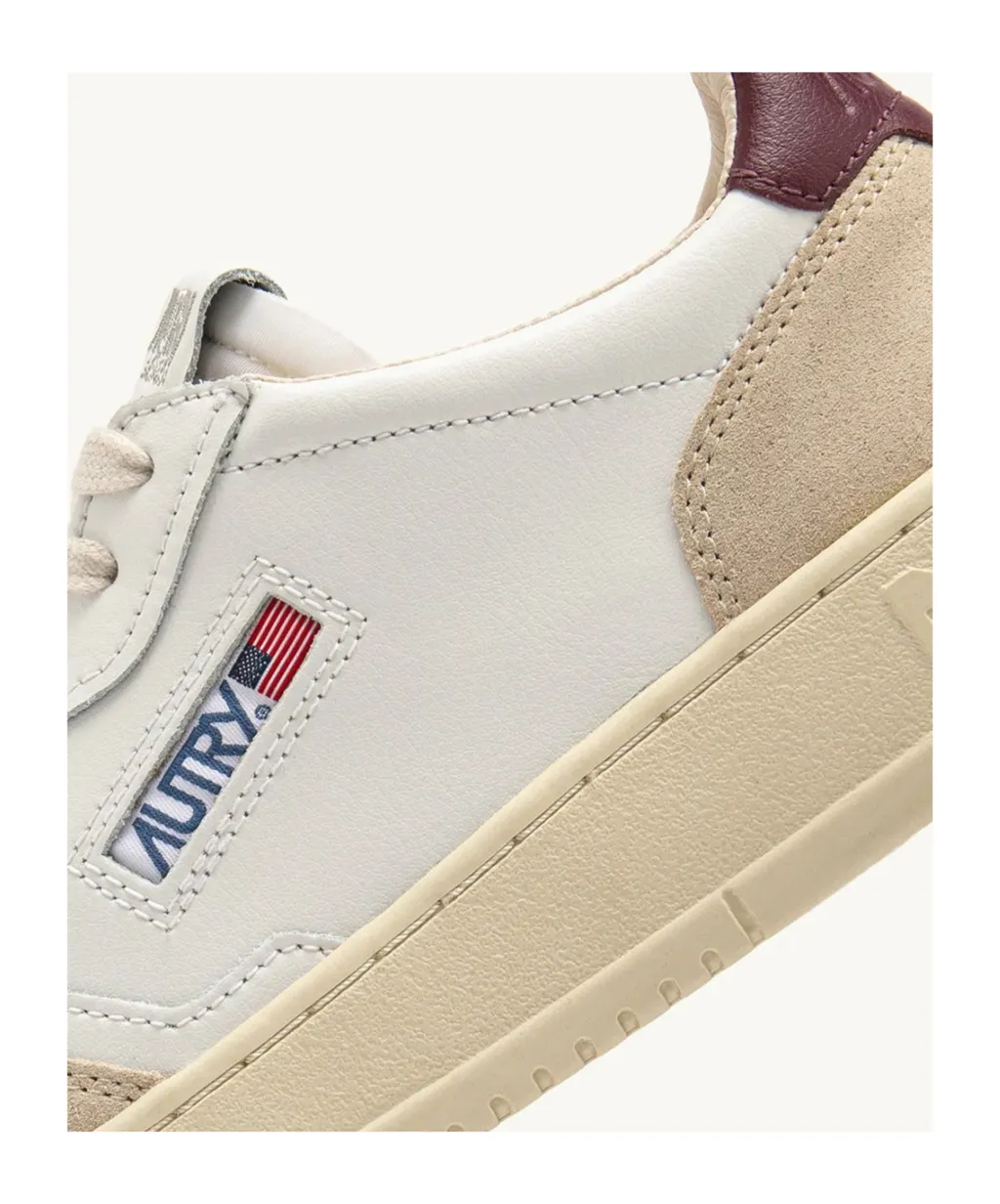 Medalist Low-Top Sneakers