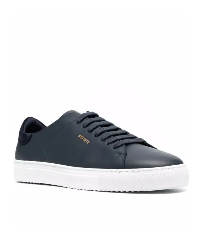 Clean Sneakers