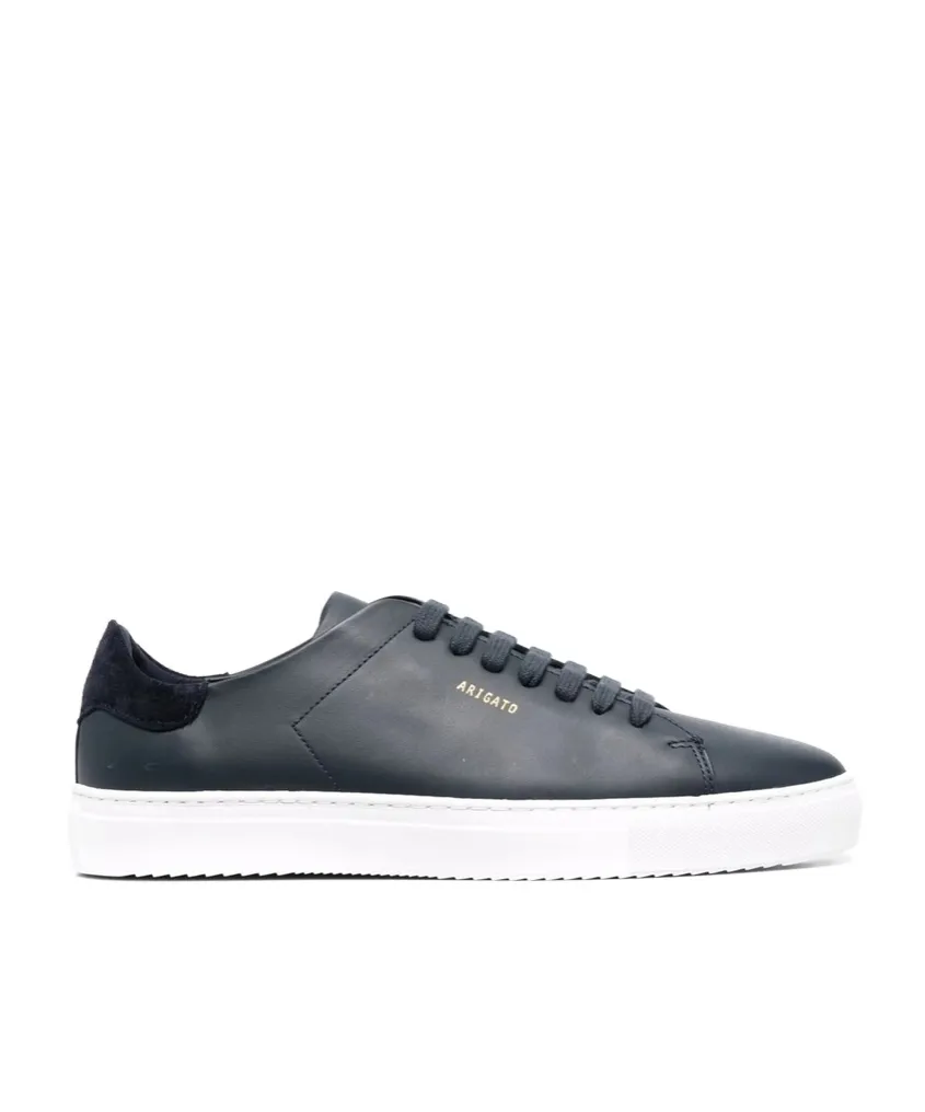 Clean Sneakers