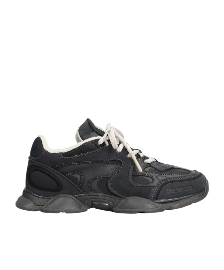 Eris Sneakers