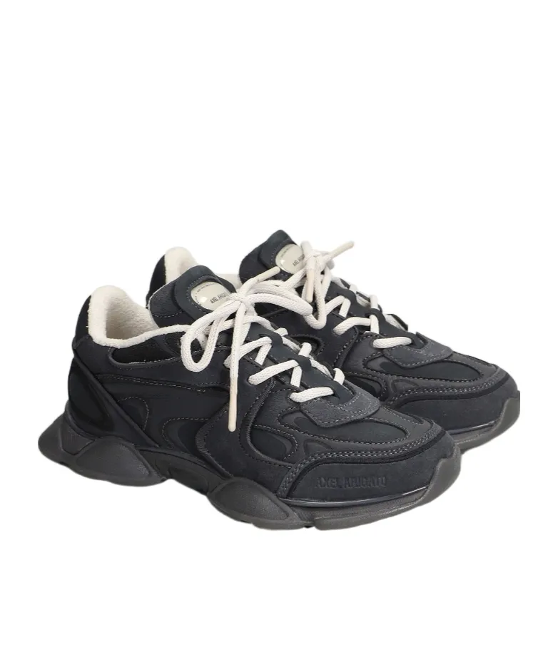 Eris Sneakers