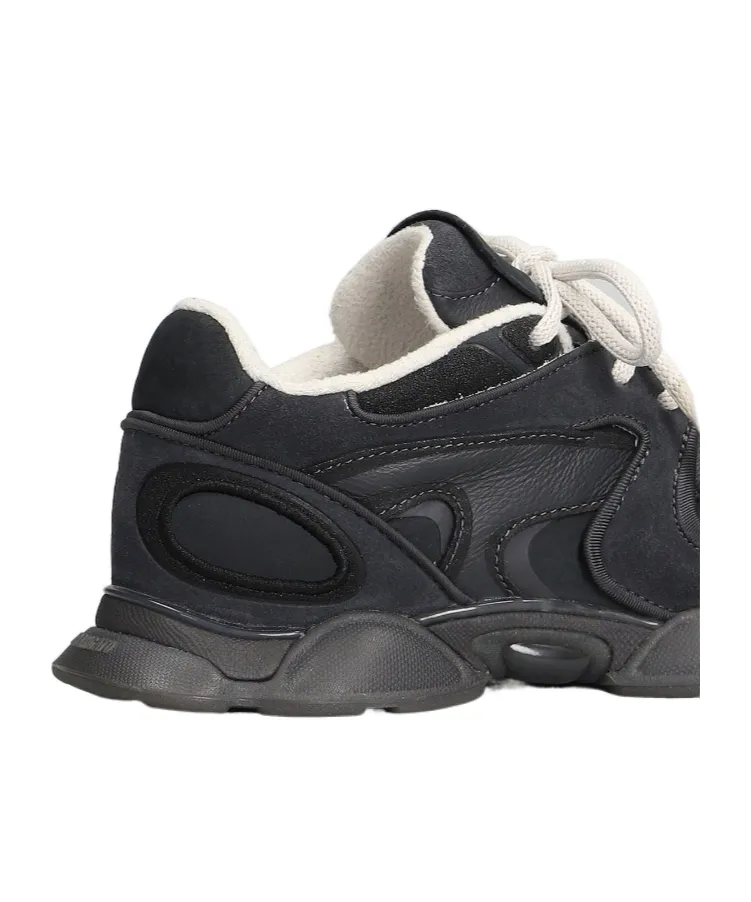 Eris Sneakers