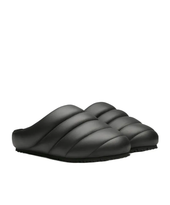 Round-Toe Slippers
