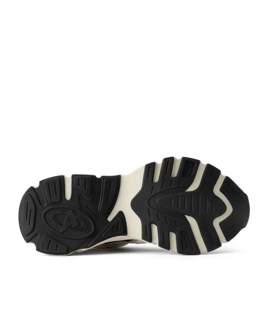 Marathon Runner Sneakers