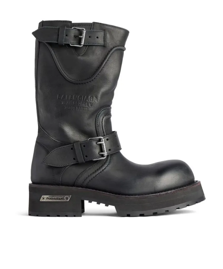 Venom Buckle Detailed Boots
