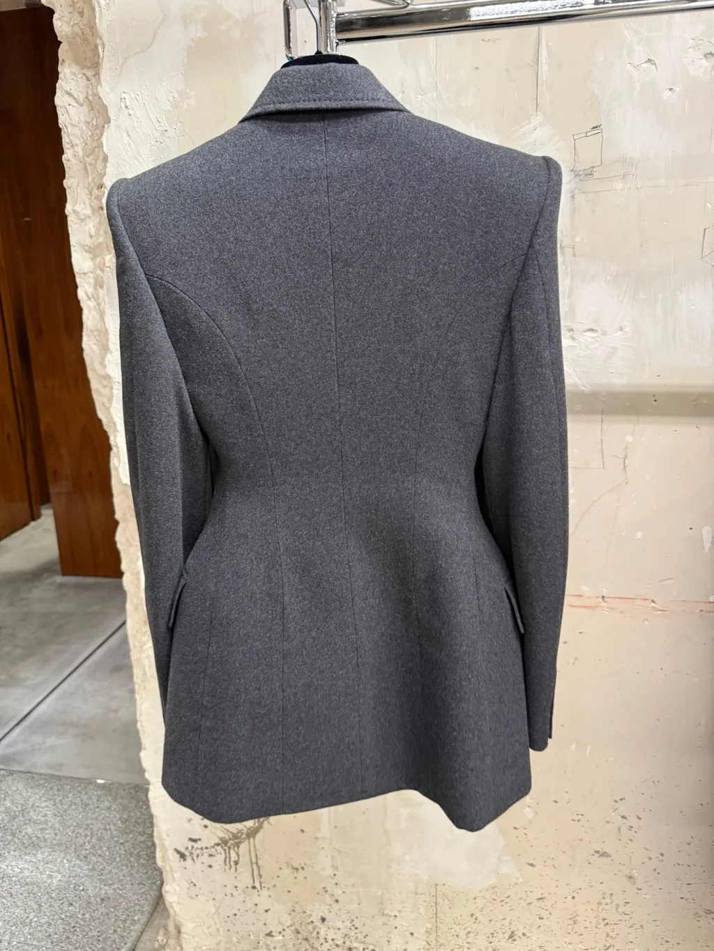Hourglass Jacket