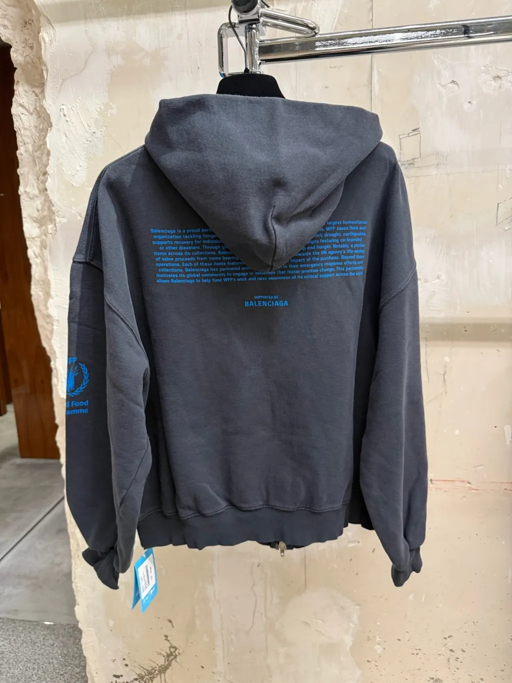 Regular Zip-Up Hoodie