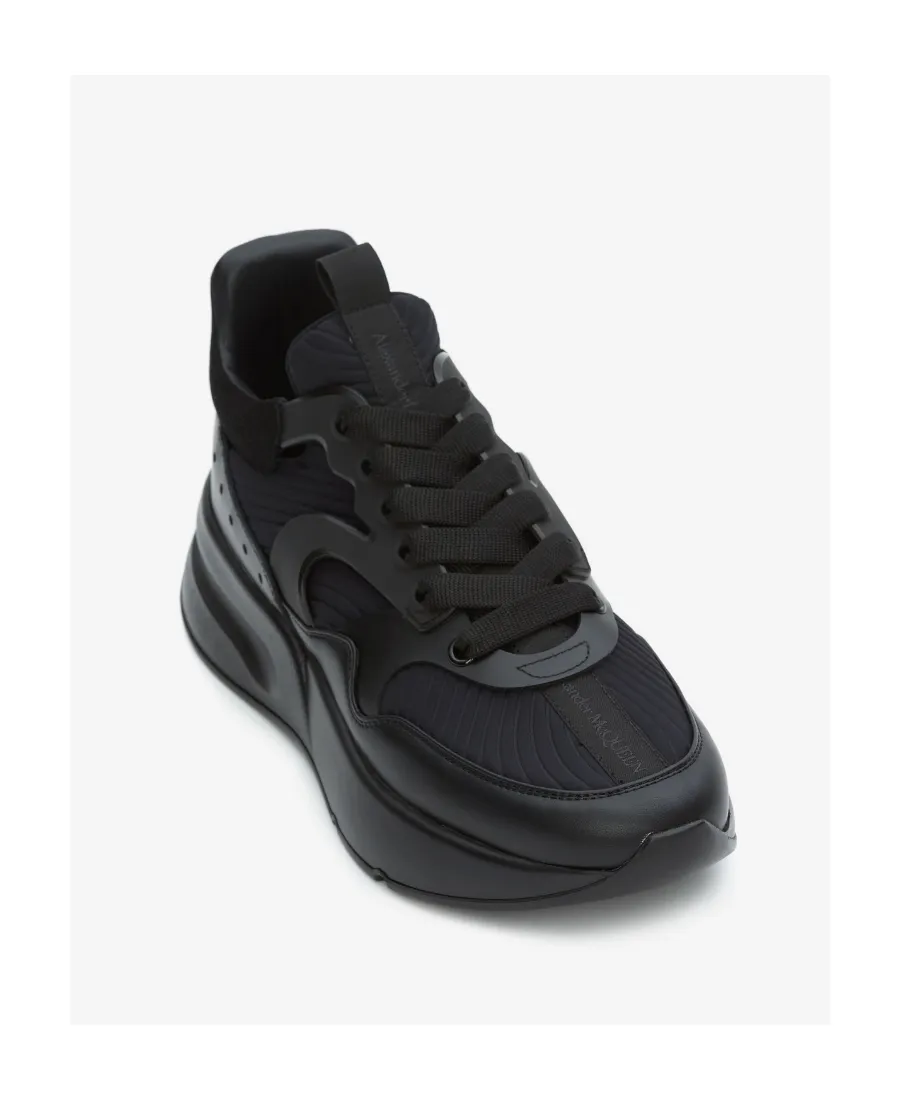 Runner Sneakers