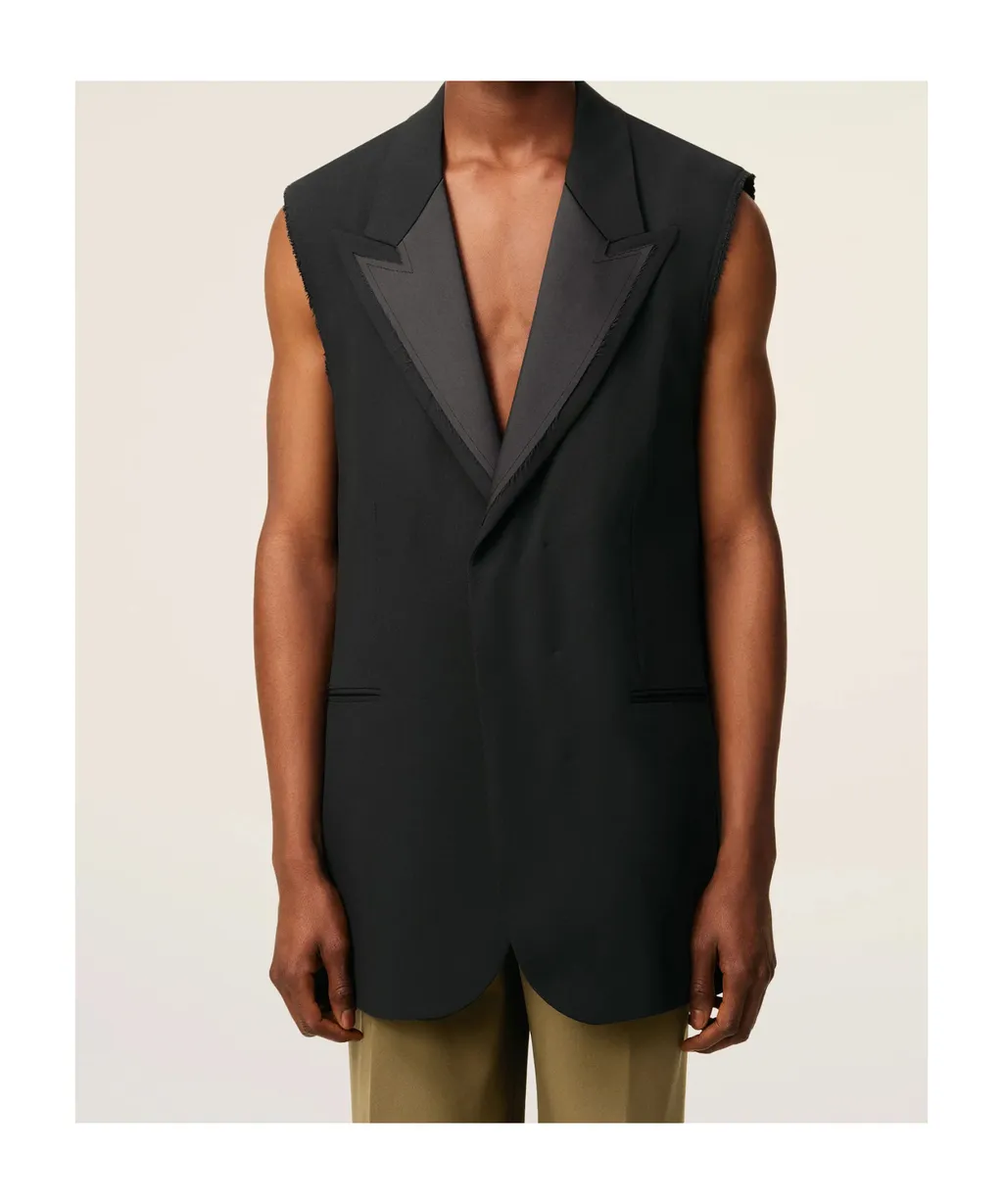 Sleeveless Smoking Jacket