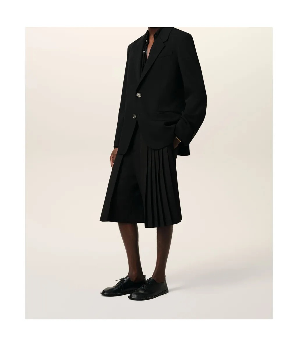 Single-Breasted Tailored Blazer