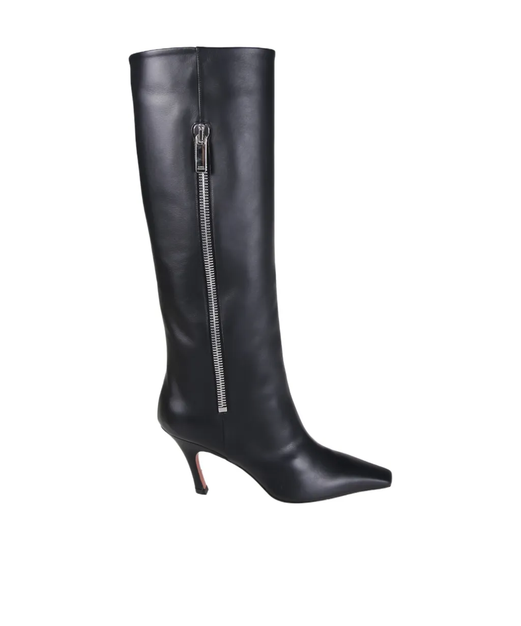 Pointed-Toe Boots