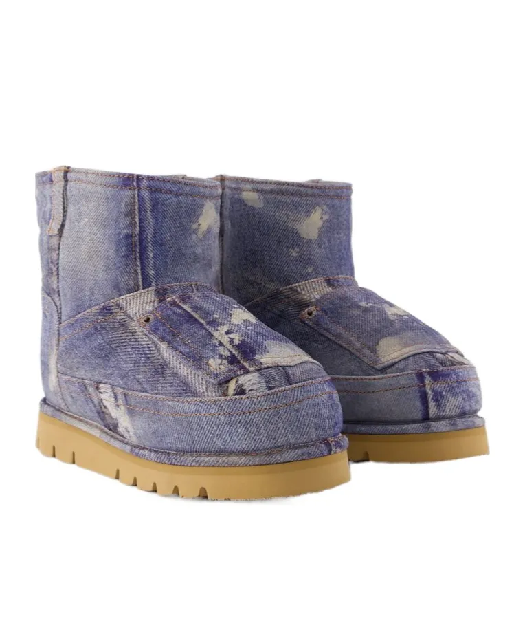 Logo Plaque Ankle Boots