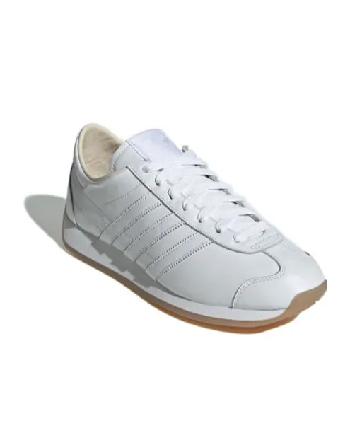 Round-Head Sneakers
