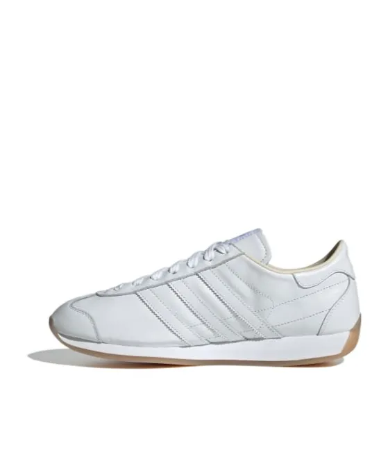 Round-Head Sneakers