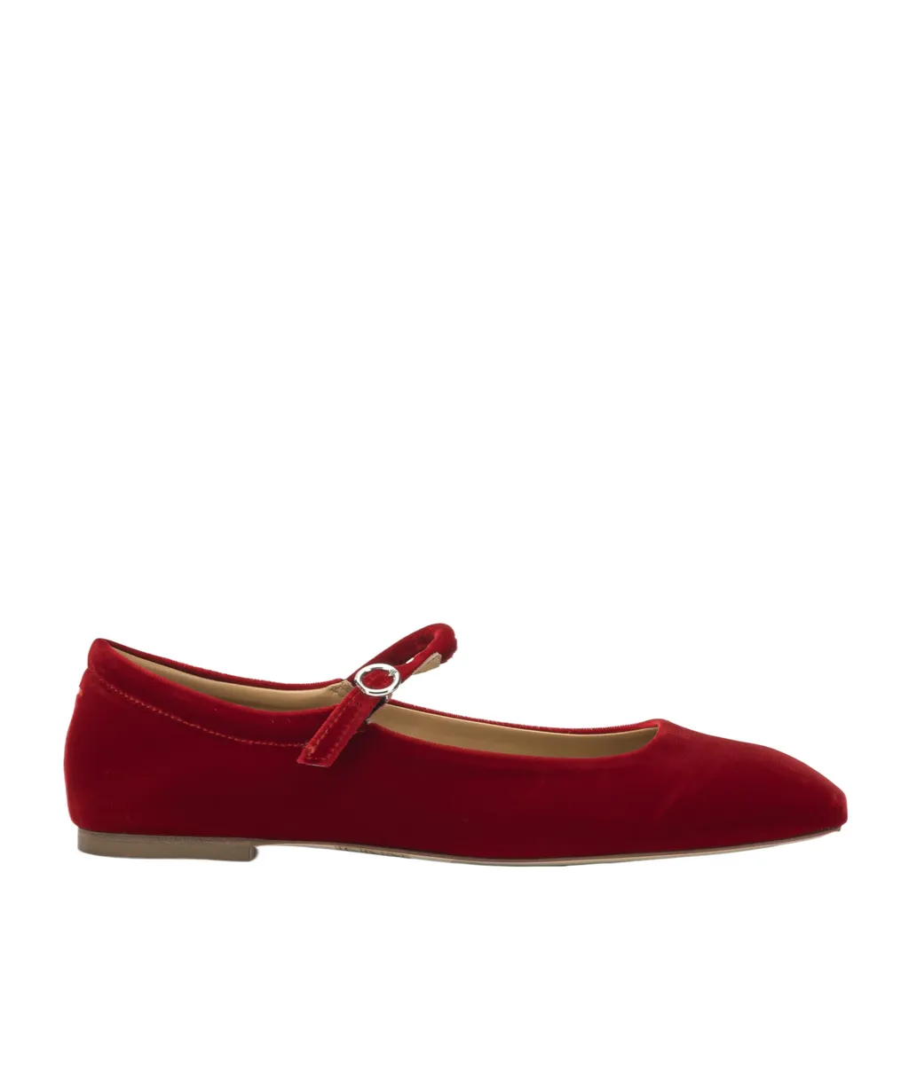 Uma Mary Jane Flats