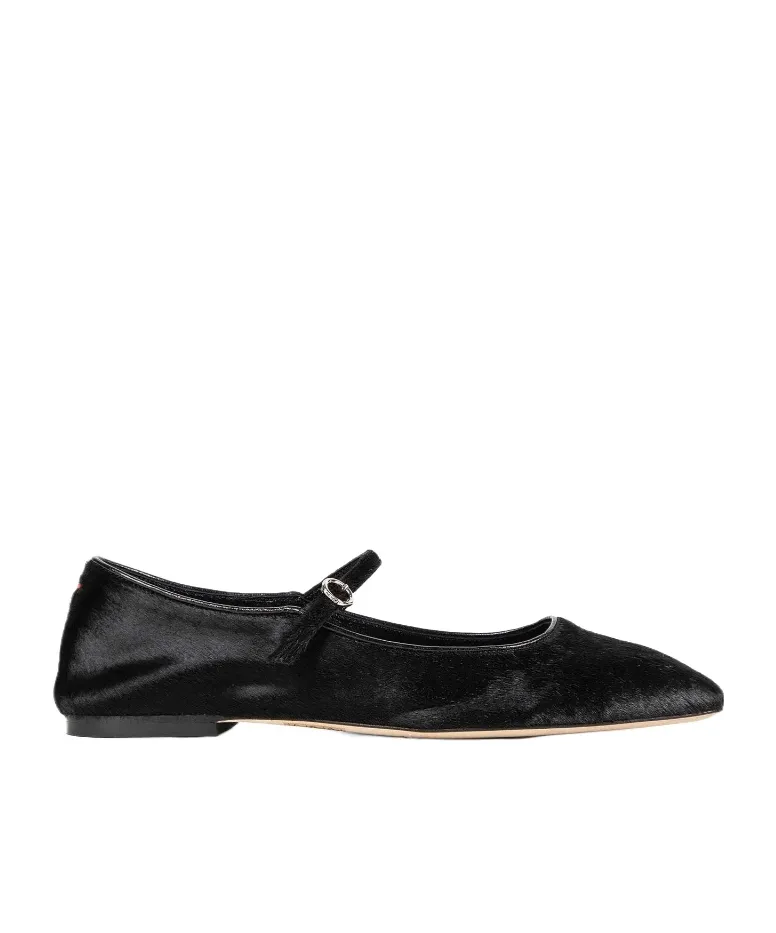 Square-Toe Flat Shoes