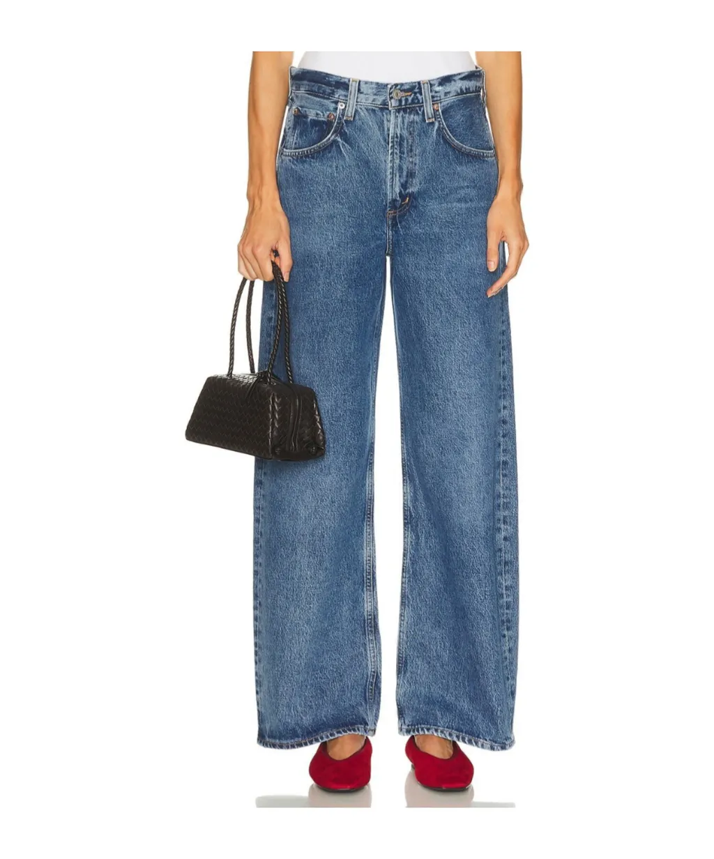 Low Curve Jeans