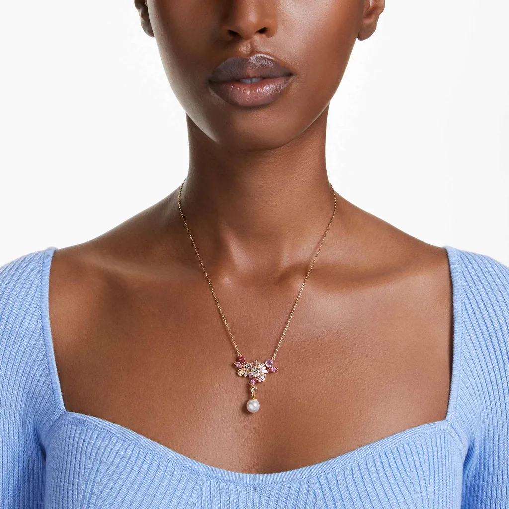 Gema Pendant Necklace
