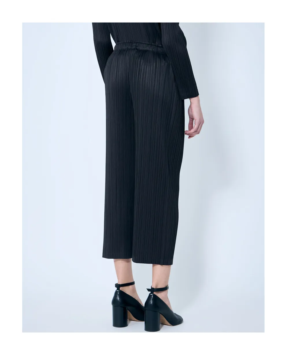 Monthly Colors: December Trousers