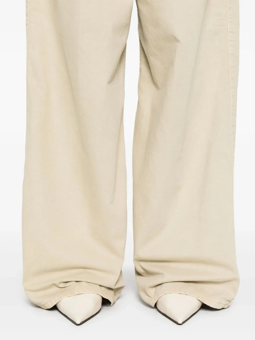 Wide-Leg Jeans
