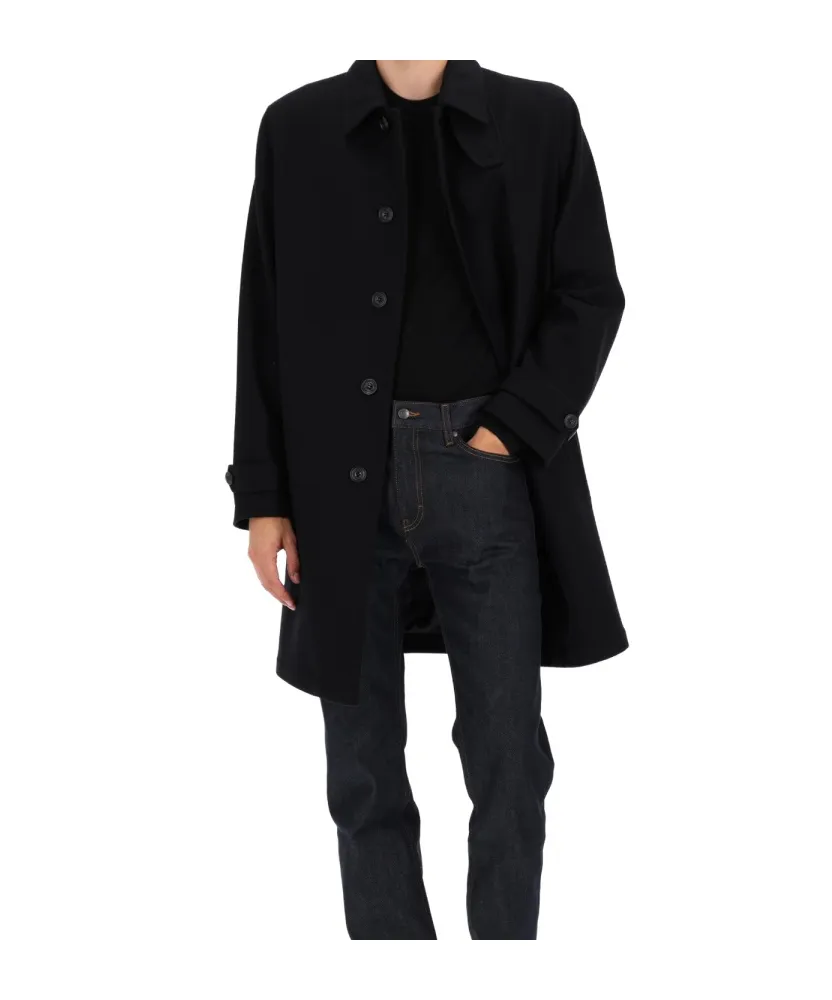 Button-Fastening Point-Collar Coat