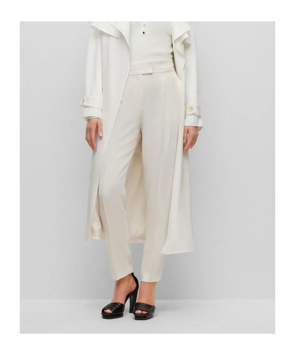 Pleated Detail Tailored Pants
