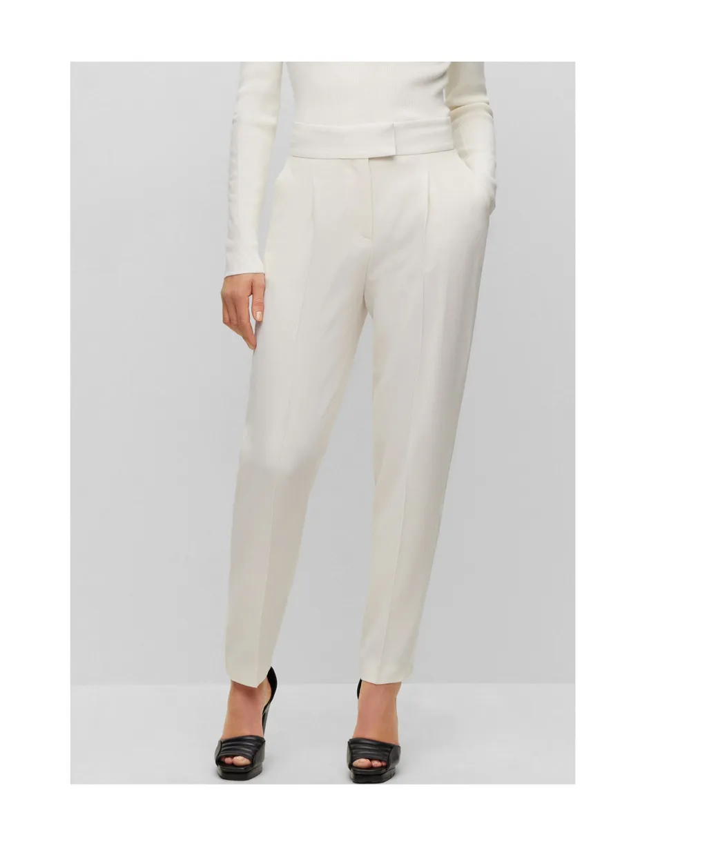 Pleated Detail Tailored Pants