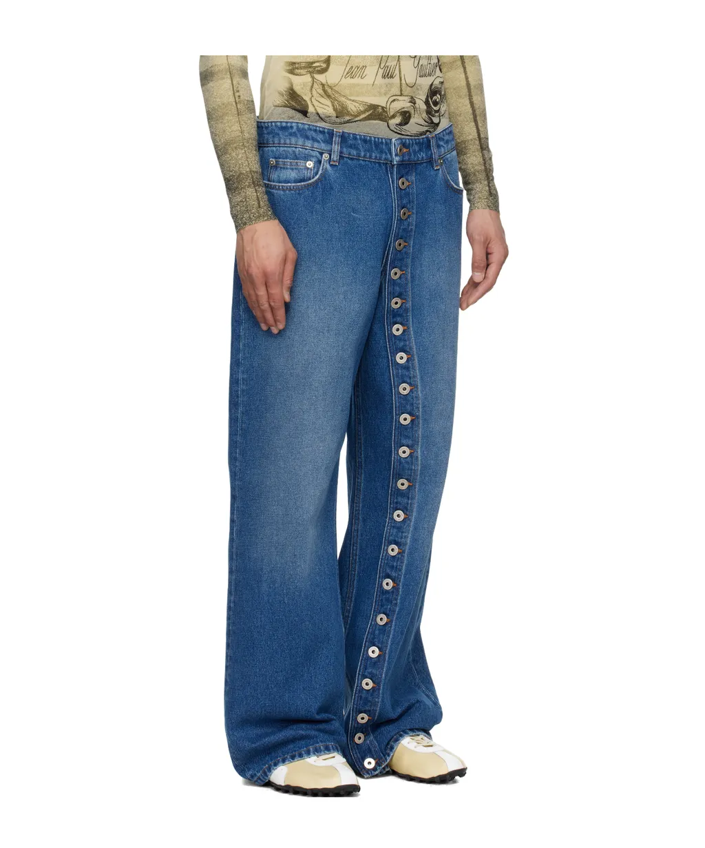 Button-Detail Jeans