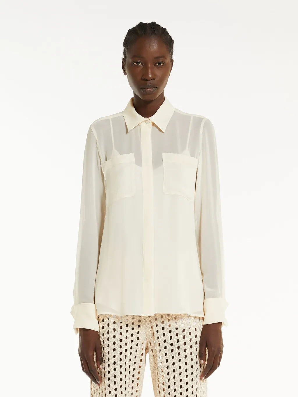 Buttoned Long-Sleeved Shirt