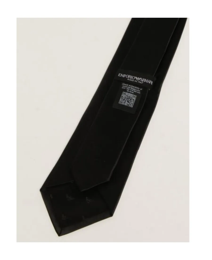 Classic Pointed-Tip Tie