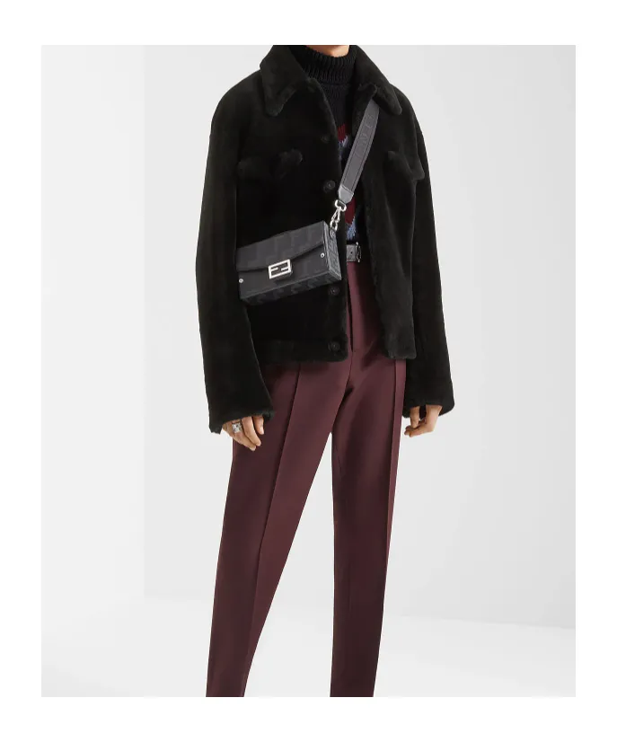 Baguette Soft Trunk Top Handle Bag