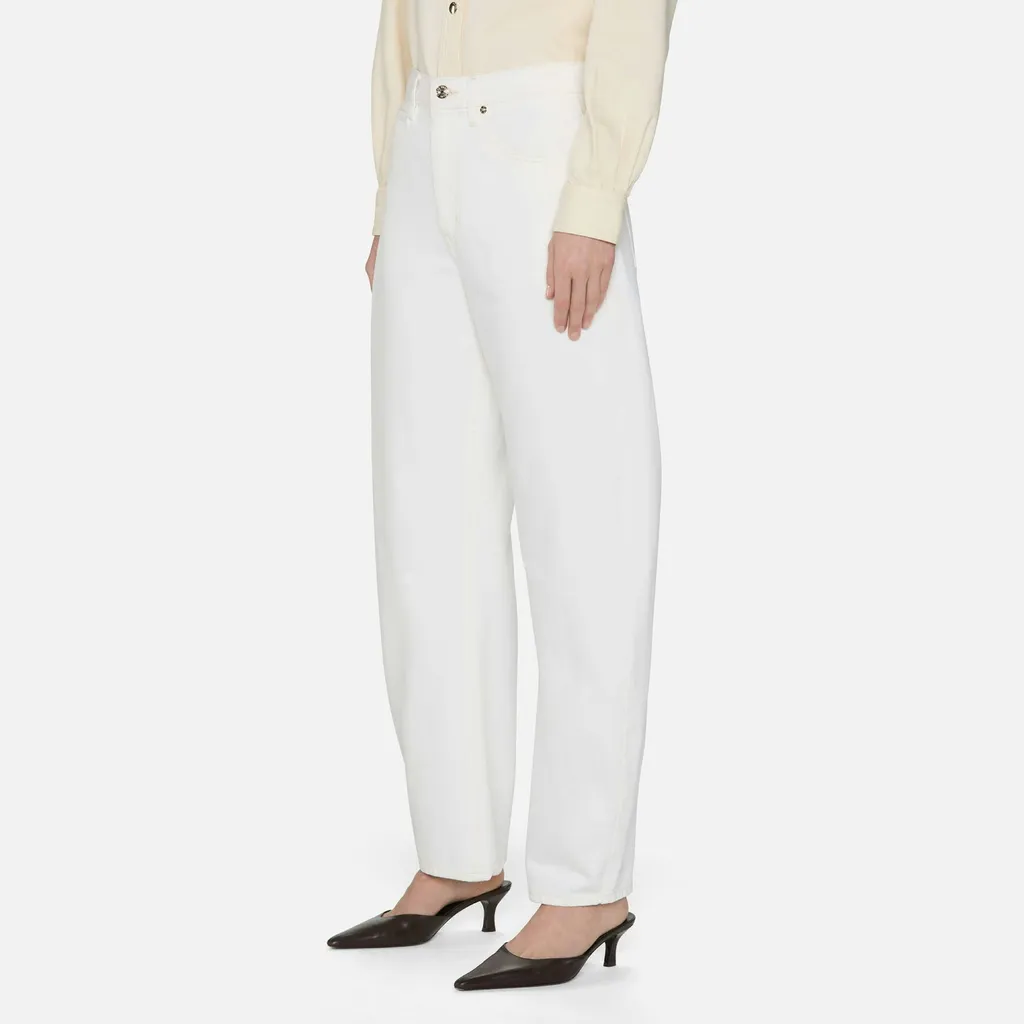 Button Detailed Wide Leg Jeans