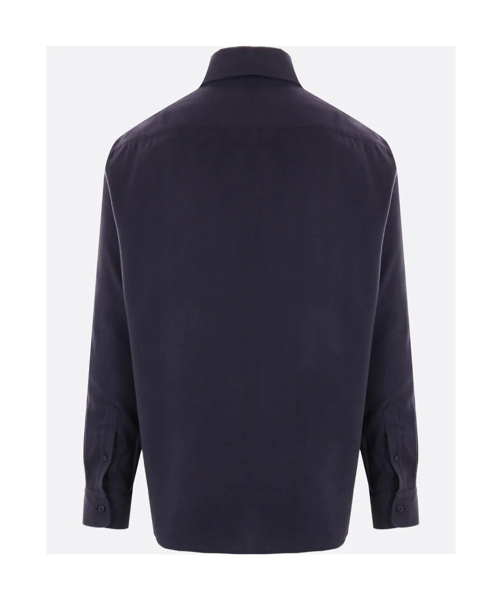 Long-Sleeved Buttoned Shirt