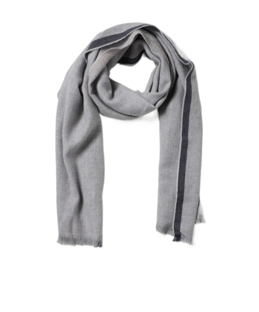 Contrast-Trim Frayed Edge Scarf