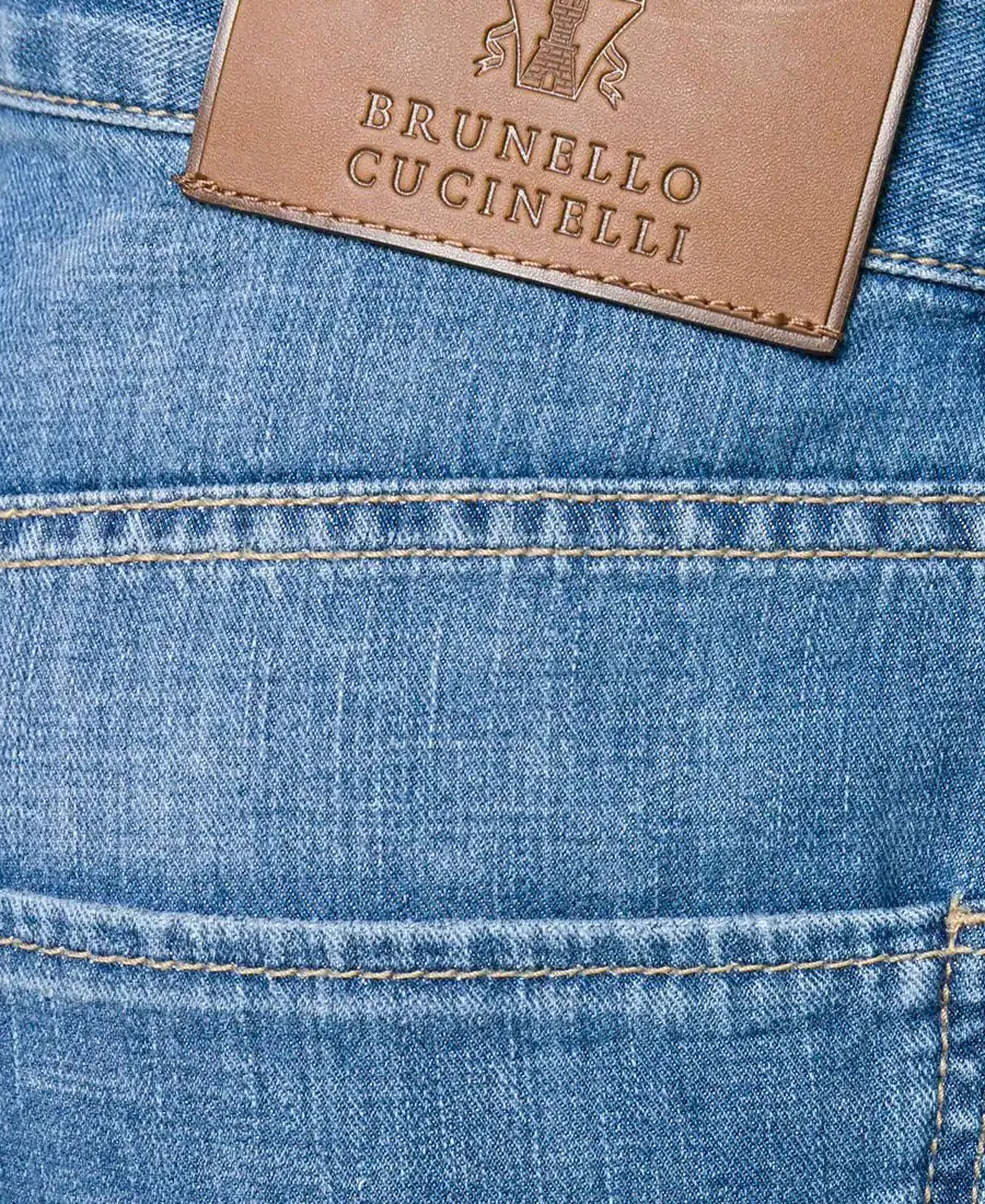 Logo-Patch Straight-Leg Jeans