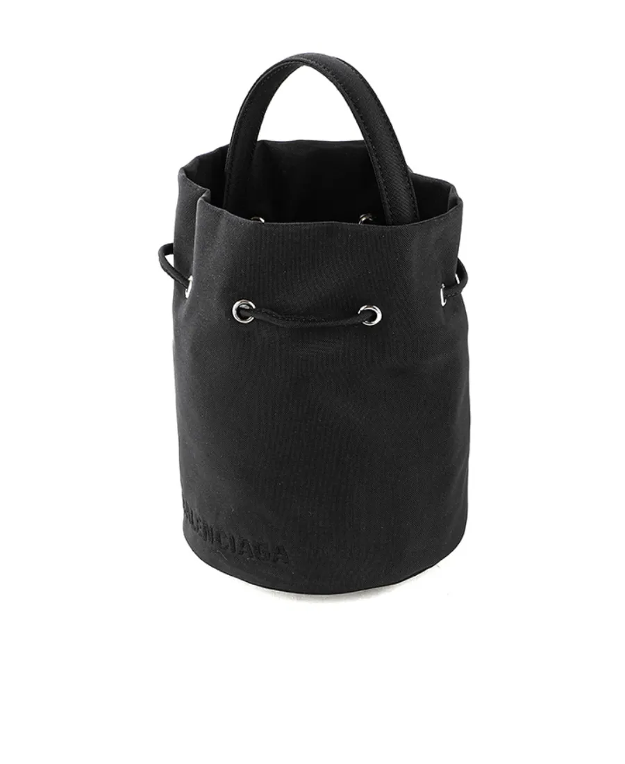 Wheel Drawstring Bucket Bag