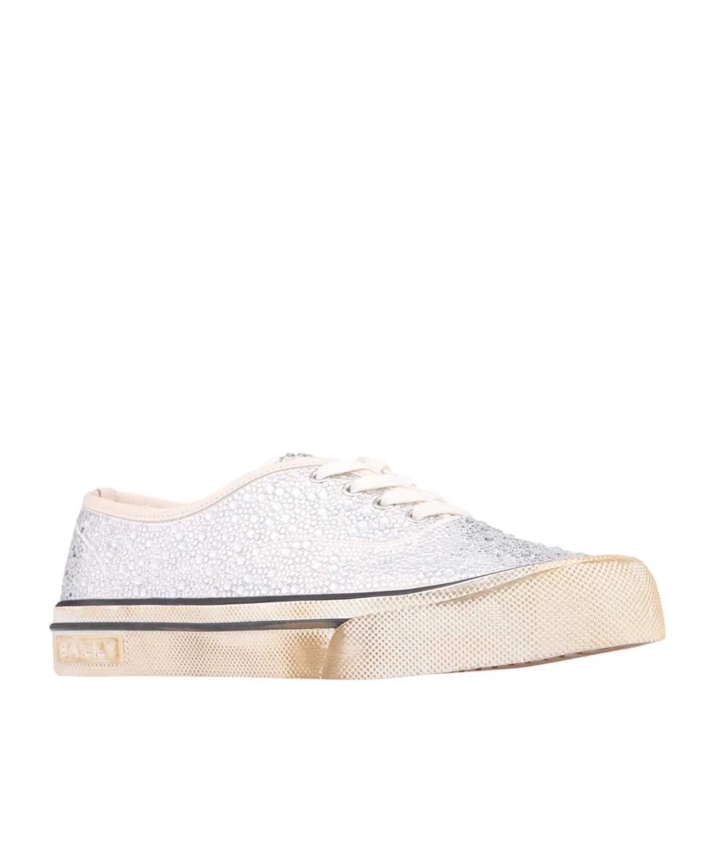 Lacing Low-Cut Skate Shoes
