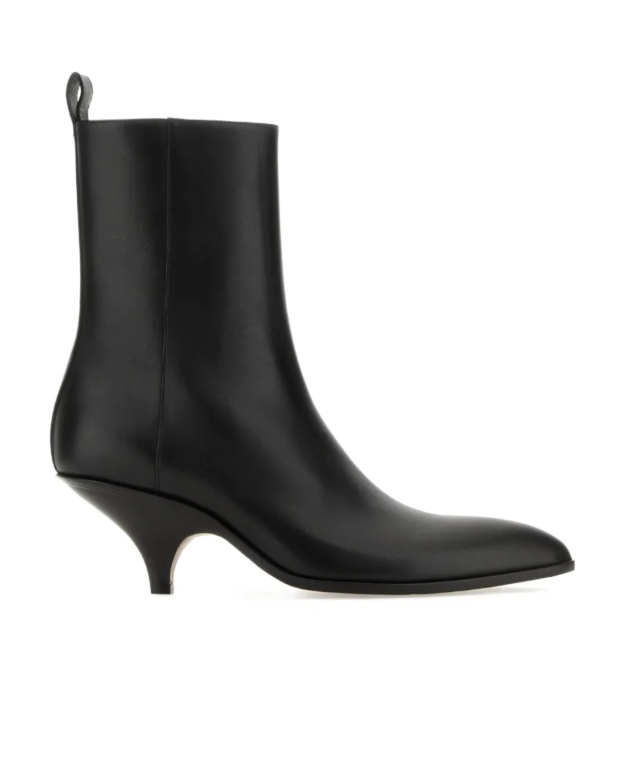 Side Zipped Pointed Toe Boots
