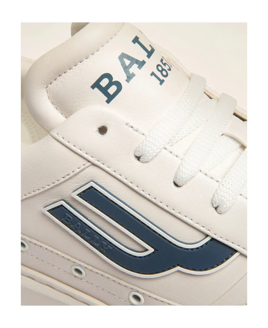 Logo-Patch Leather Sneakers