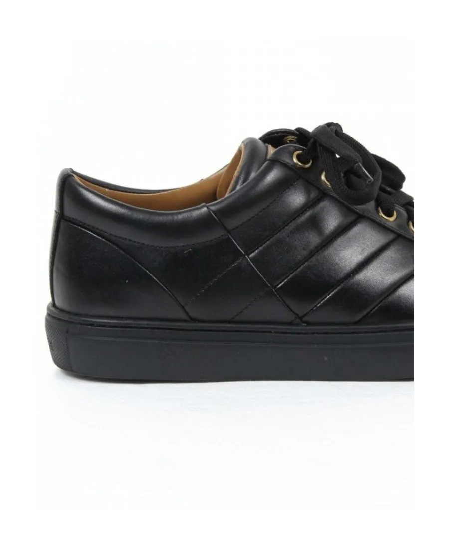 Logo Details Casual Sneakers
