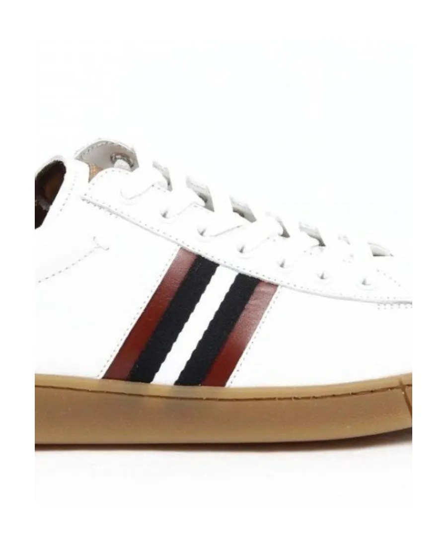 Logo Details Casual Sneakers